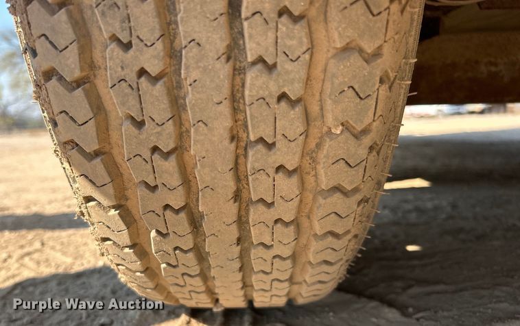 image for item DO1033 2002 W-W Trailers enclosed cargo trailer