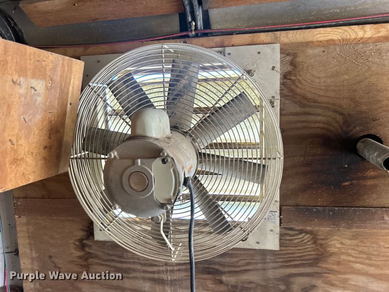 image for item DO1034 2001 Trail Blazer enclosed cargo trailer