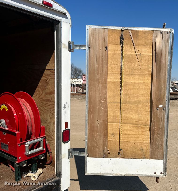 image for item DO1034 2001 Trail Blazer enclosed cargo trailer