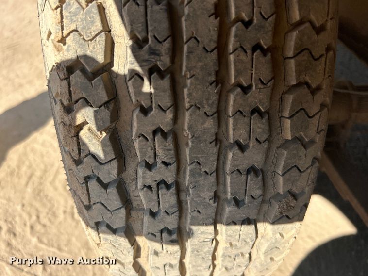 image for item DO1034 2001 Trail Blazer enclosed cargo trailer