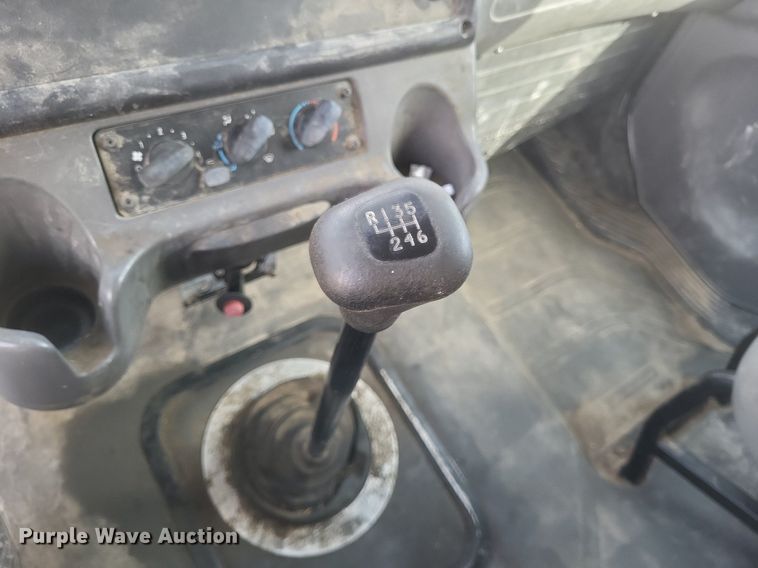 image for item DO4833 2003 Freightliner Business Class M2 flatbed truck