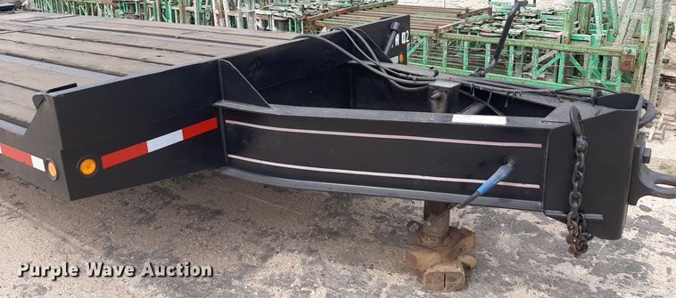 image for item DP2755 2005 Interstate 40DLA equipment trailer