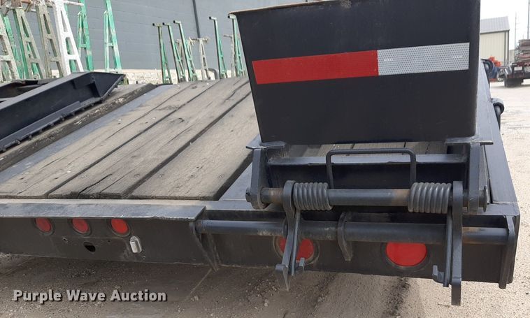 image for item DP2755 2005 Interstate 40DLA equipment trailer