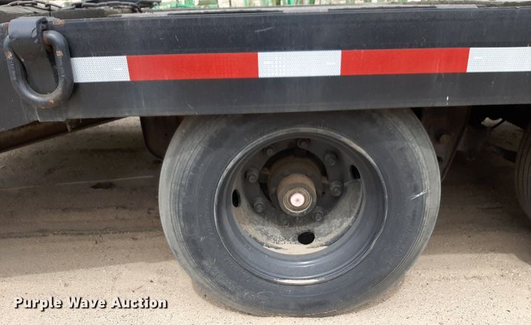 image for item DP2755 2005 Interstate 40DLA equipment trailer