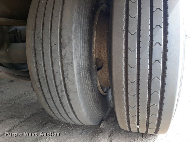 image for item DP2755 2005 Interstate 40DLA equipment trailer