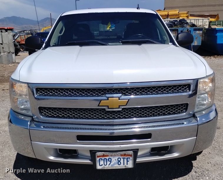 image for item DP3334 2012 Chevrolet Silverado 1500 Ext. Cab pickup truck