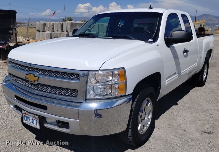 image for item DP3334 2012 Chevrolet Silverado 1500 Ext. Cab pickup truck