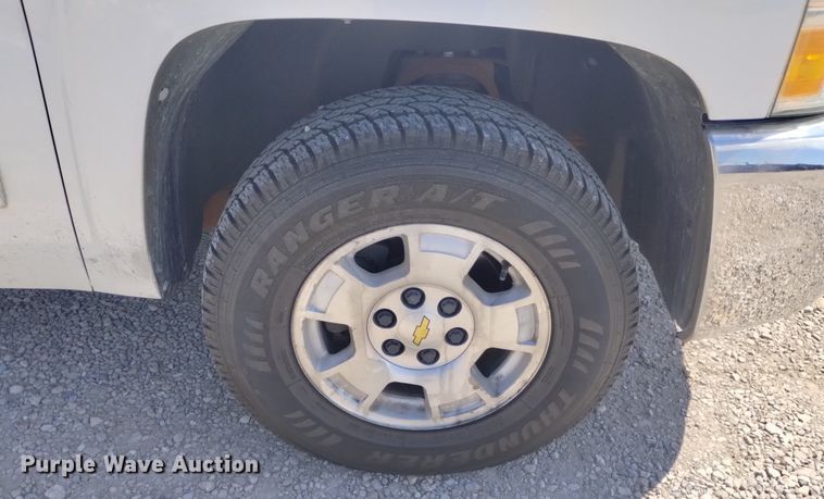 image for item DP3334 2012 Chevrolet Silverado 1500 Ext. Cab pickup truck