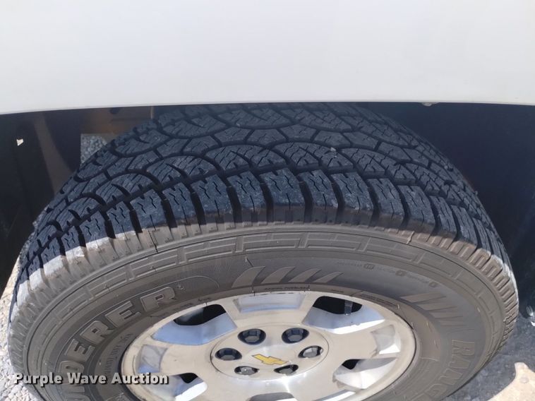 image for item DP3334 2012 Chevrolet Silverado 1500 Ext. Cab pickup truck