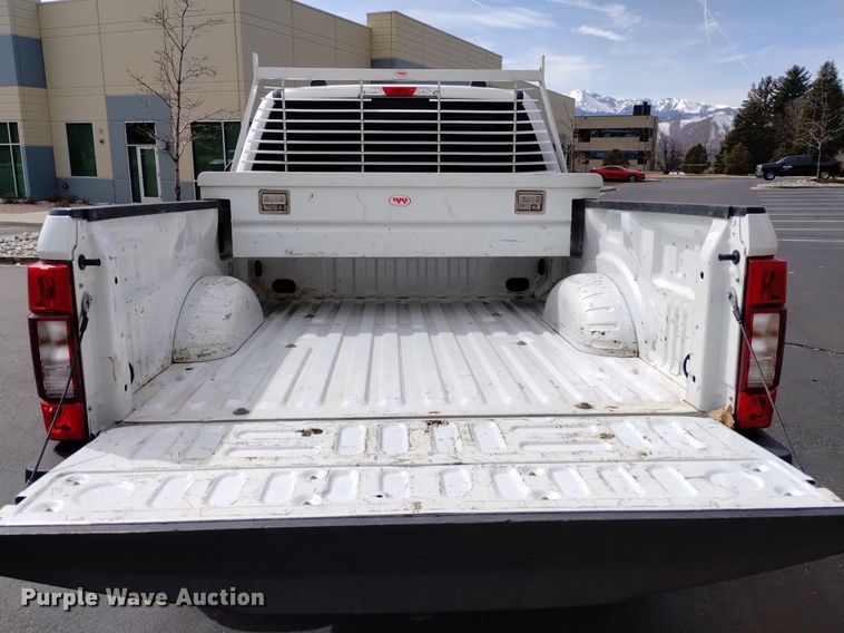 image for item DQ6012 2021 Ford F250 Super Duty SuperCab pickup truck