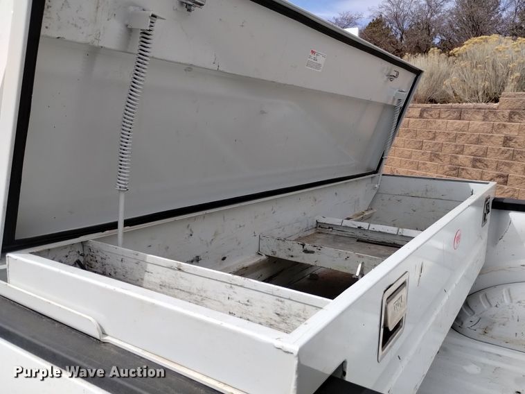 image for item DQ6012 2021 Ford F250 Super Duty SuperCab pickup truck