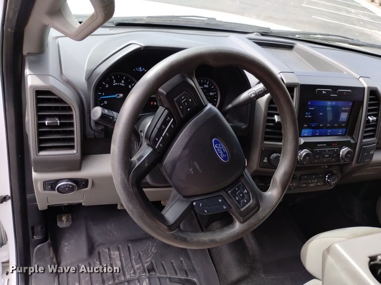 image for item DQ6012 2021 Ford F250 Super Duty SuperCab pickup truck