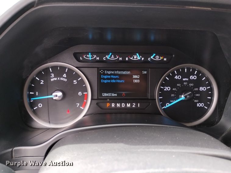 image for item DQ6012 2021 Ford F250 Super Duty SuperCab pickup truck