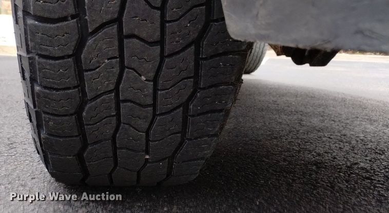 image for item DQ6012 2021 Ford F250 Super Duty SuperCab pickup truck