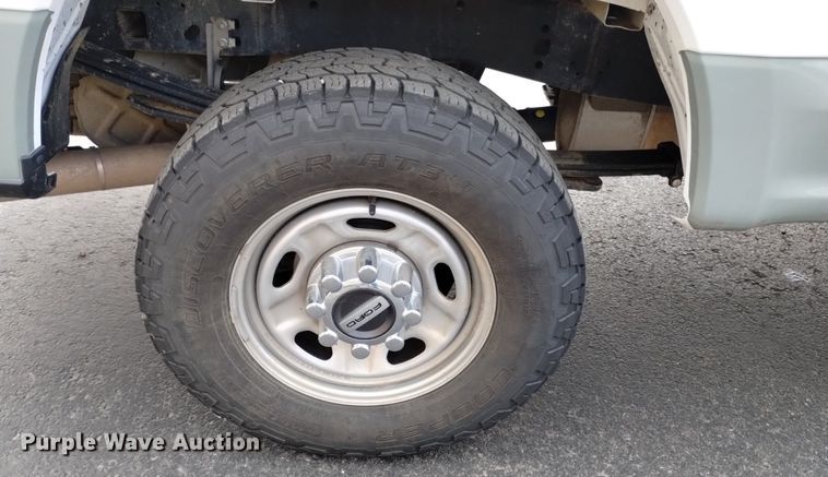 image for item DQ6012 2021 Ford F250 Super Duty SuperCab pickup truck