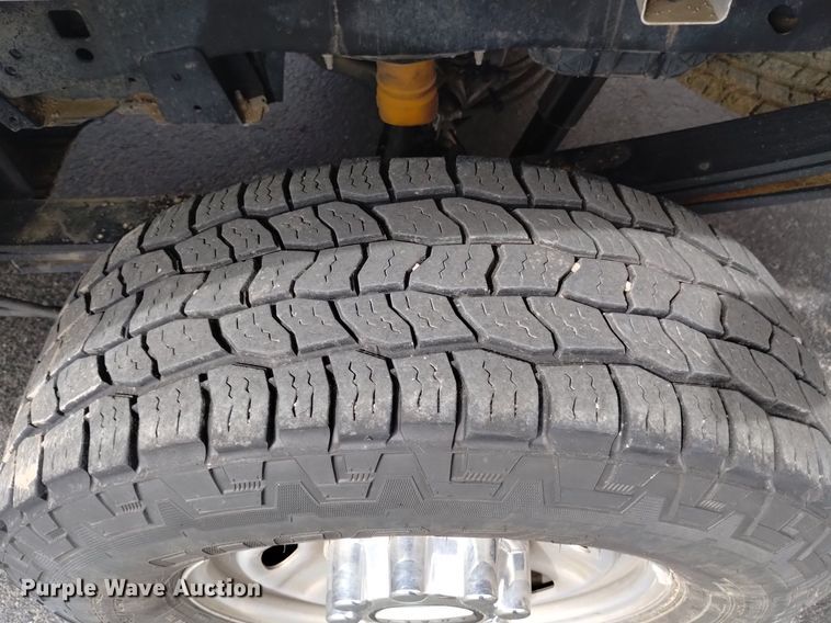 image for item DQ6012 2021 Ford F250 Super Duty SuperCab pickup truck