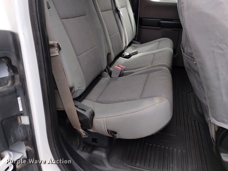 image for item DQ6013 2019 Ford F250 Super Duty SuperCab pickup truck