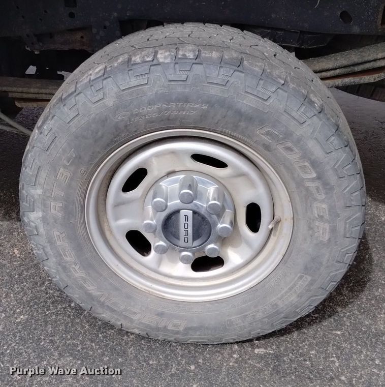 image for item DQ6013 2019 Ford F250 Super Duty SuperCab pickup truck