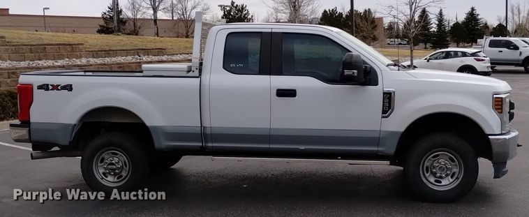 image for item DQ6015 2018 Ford F250 Super Duty SuperCab pickup truck