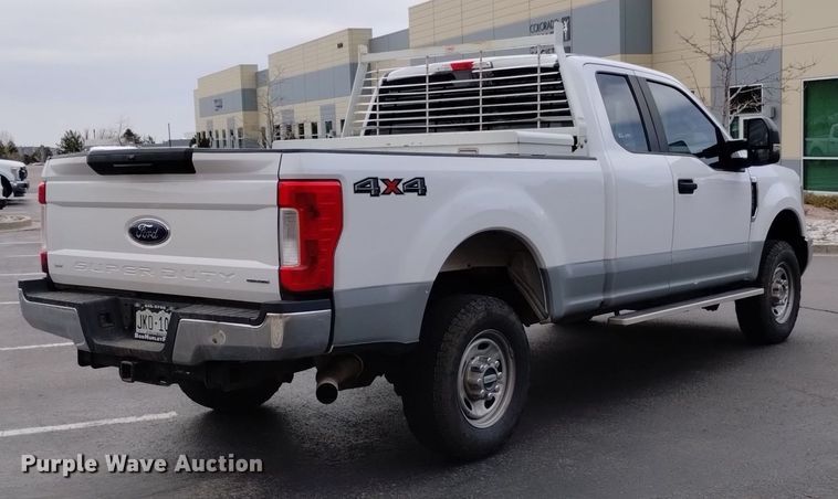 image for item DQ6015 2018 Ford F250 Super Duty SuperCab pickup truck