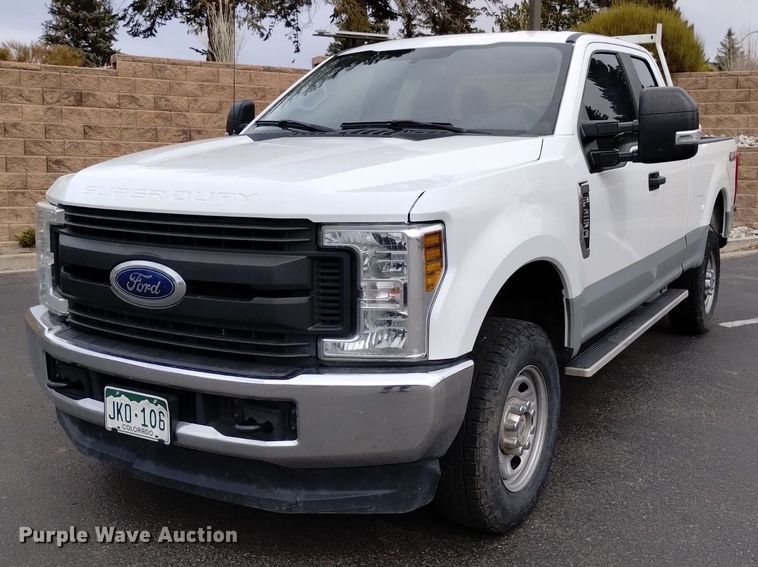 image for item DQ6015 2018 Ford F250 Super Duty SuperCab pickup truck