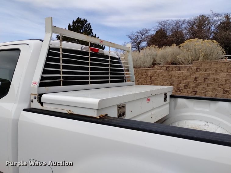 image for item DQ6015 2018 Ford F250 Super Duty SuperCab pickup truck