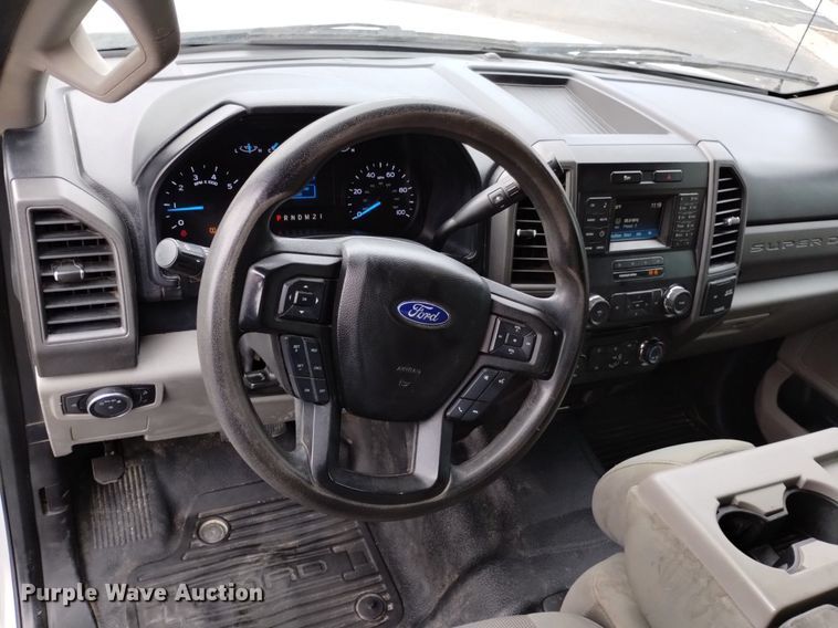 image for item DQ6015 2018 Ford F250 Super Duty SuperCab pickup truck