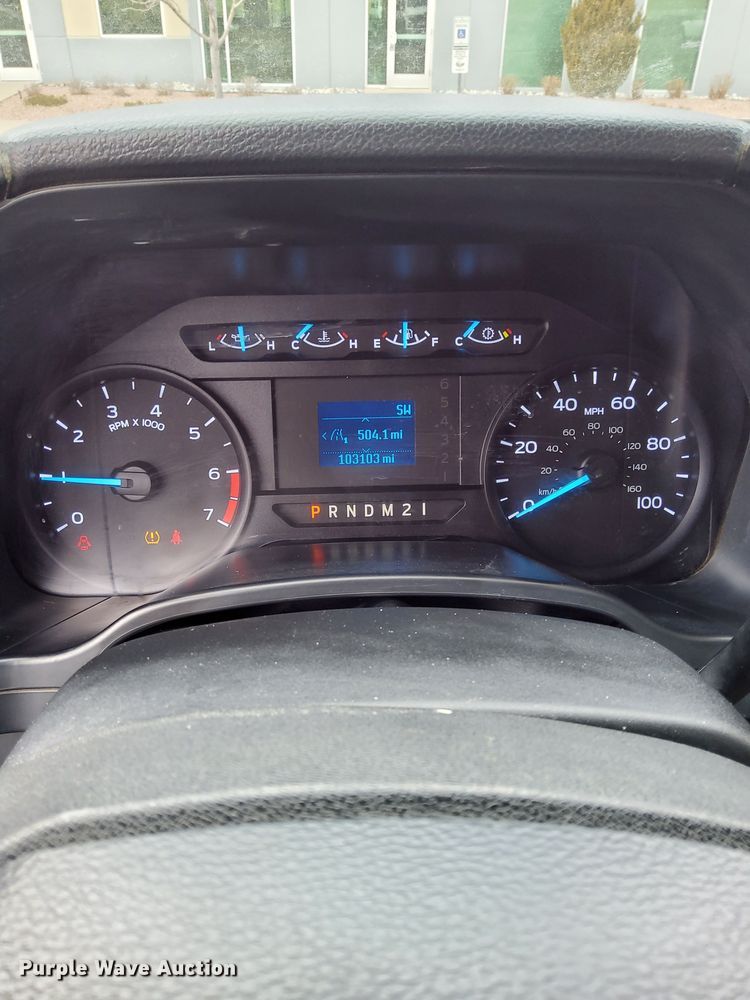 image for item DQ6015 2018 Ford F250 Super Duty SuperCab pickup truck