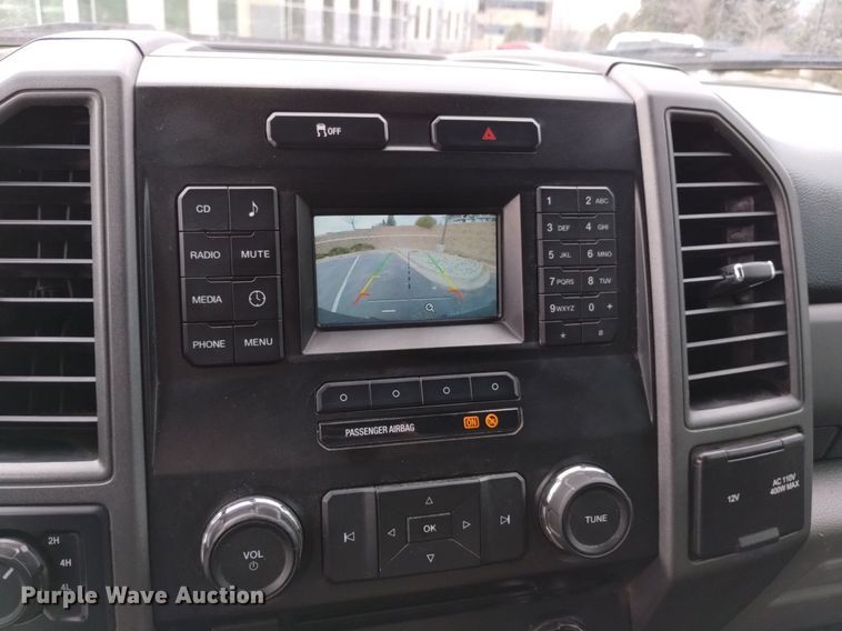 image for item DQ6015 2018 Ford F250 Super Duty SuperCab pickup truck