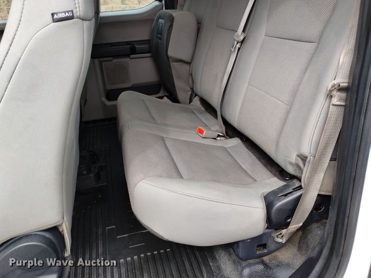 image for item DQ6015 2018 Ford F250 Super Duty SuperCab pickup truck