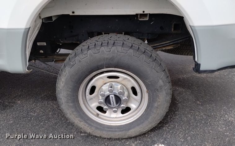 image for item DQ6015 2018 Ford F250 Super Duty SuperCab pickup truck