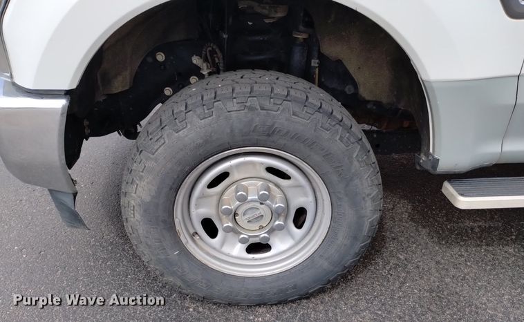 image for item DQ6015 2018 Ford F250 Super Duty SuperCab pickup truck