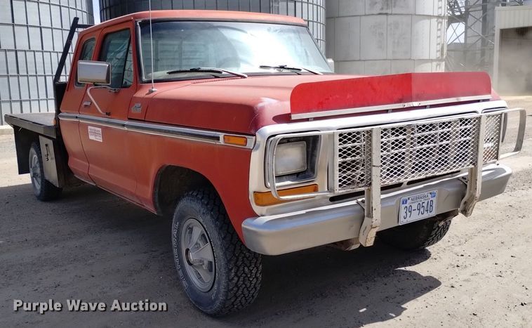image for item DQ6042 1979 Ford F150 SuperCab pickup truck
