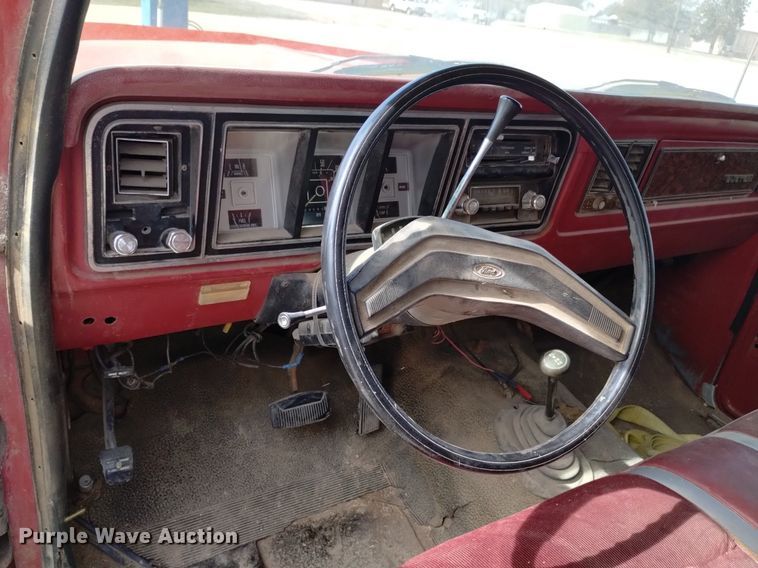 image for item DQ6042 1979 Ford F150 SuperCab pickup truck