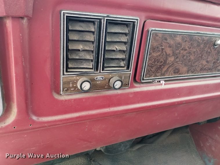 image for item DQ6042 1979 Ford F150 SuperCab pickup truck