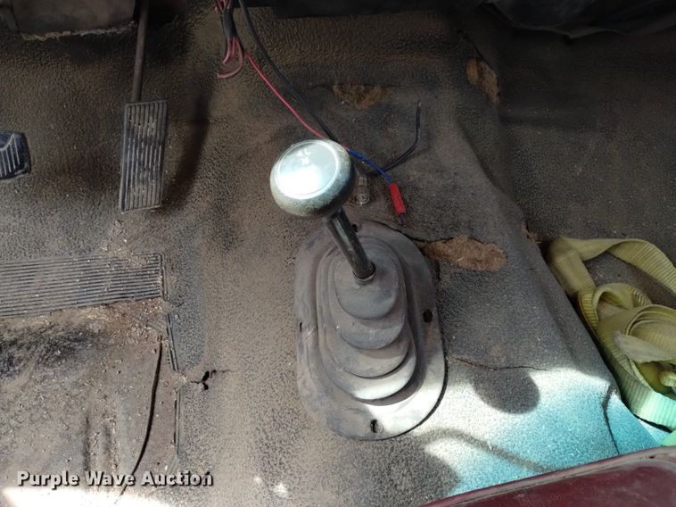 image for item DQ6042 1979 Ford F150 SuperCab pickup truck