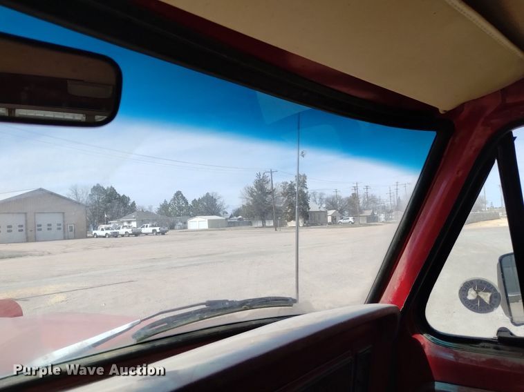 image for item DQ6042 1979 Ford F150 SuperCab pickup truck