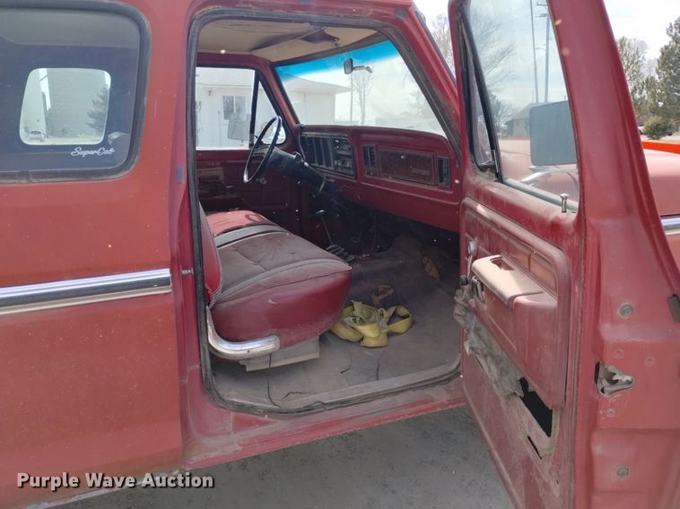 image for item DQ6042 1979 Ford F150 SuperCab pickup truck