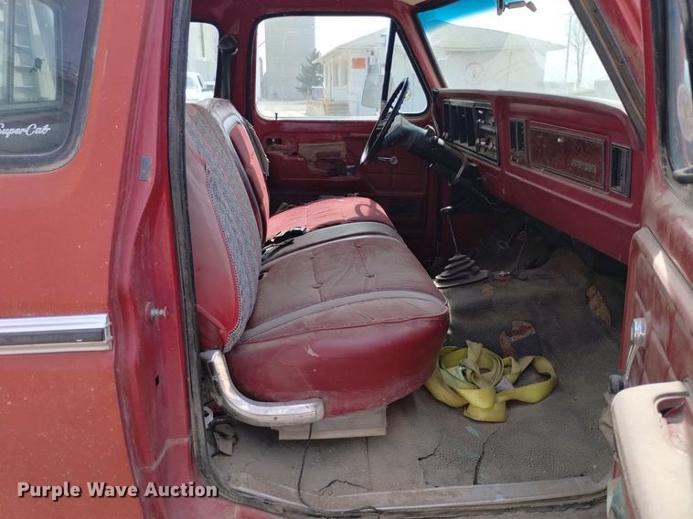 image for item DQ6042 1979 Ford F150 SuperCab pickup truck