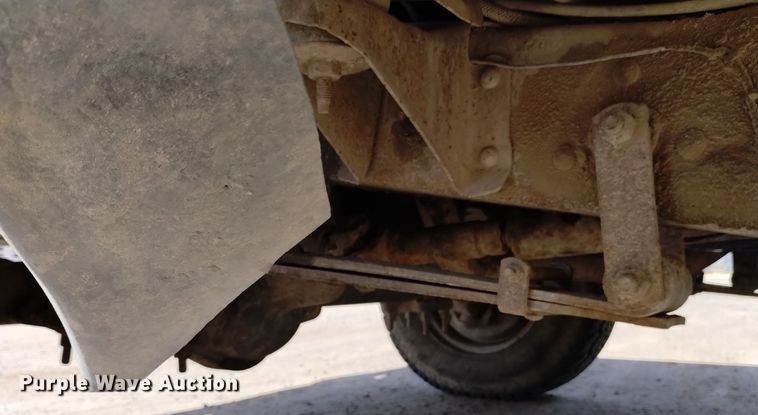 image for item DQ6042 1979 Ford F150 SuperCab pickup truck