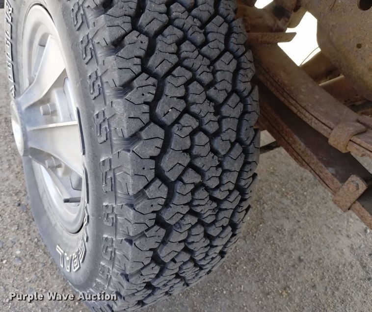 image for item DQ6042 1979 Ford F150 SuperCab pickup truck