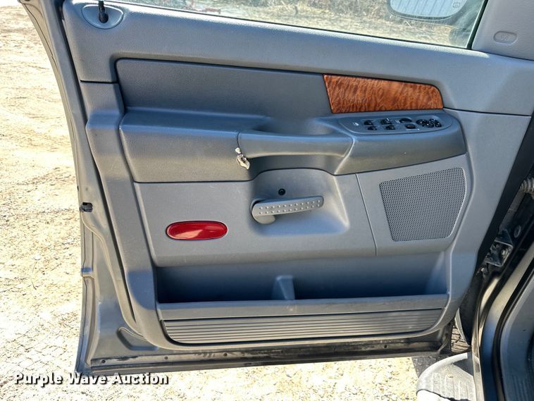 image for item DQ6412 2007 Dodge  Ram 1500 Quad Cab pickup truck