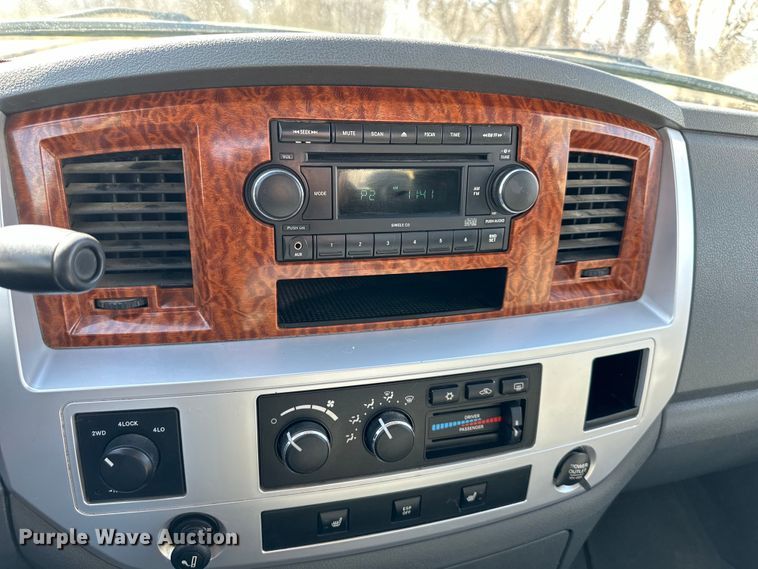 image for item DQ6412 2007 Dodge  Ram 1500 Quad Cab pickup truck