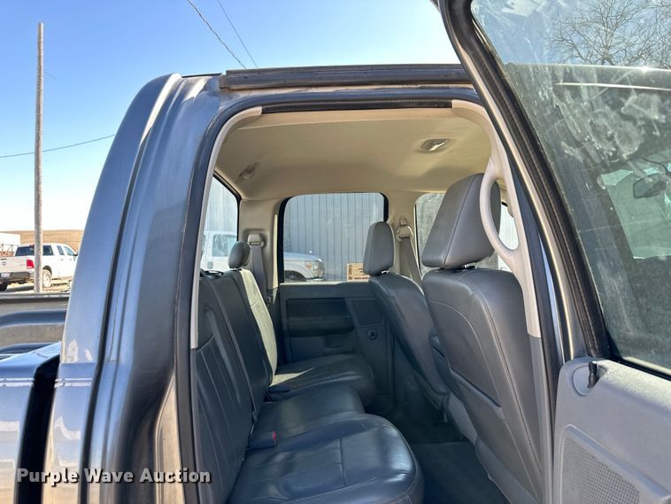 image for item DQ6412 2007 Dodge  Ram 1500 Quad Cab pickup truck