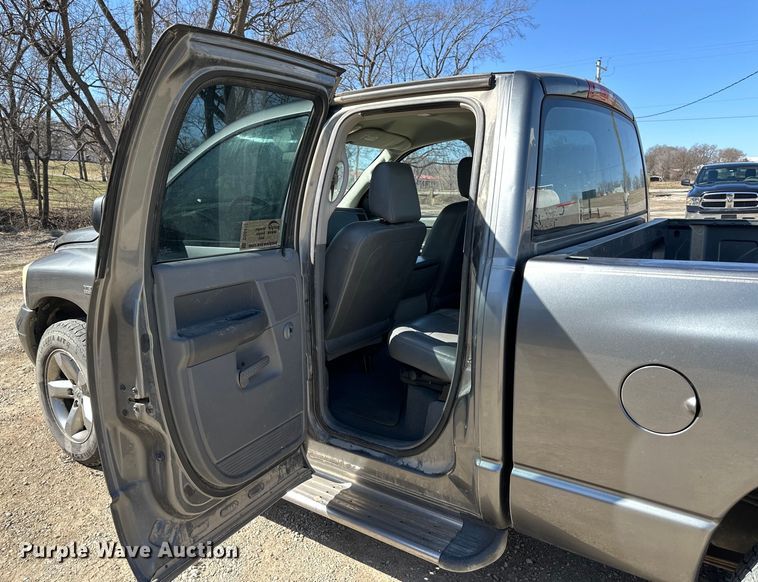 image for item DQ6412 2007 Dodge  Ram 1500 Quad Cab pickup truck