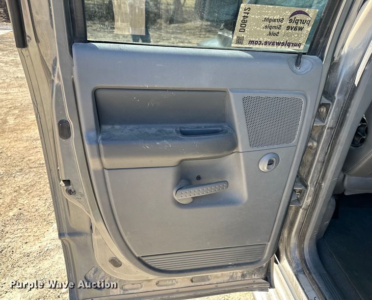 image for item DQ6412 2007 Dodge  Ram 1500 Quad Cab pickup truck