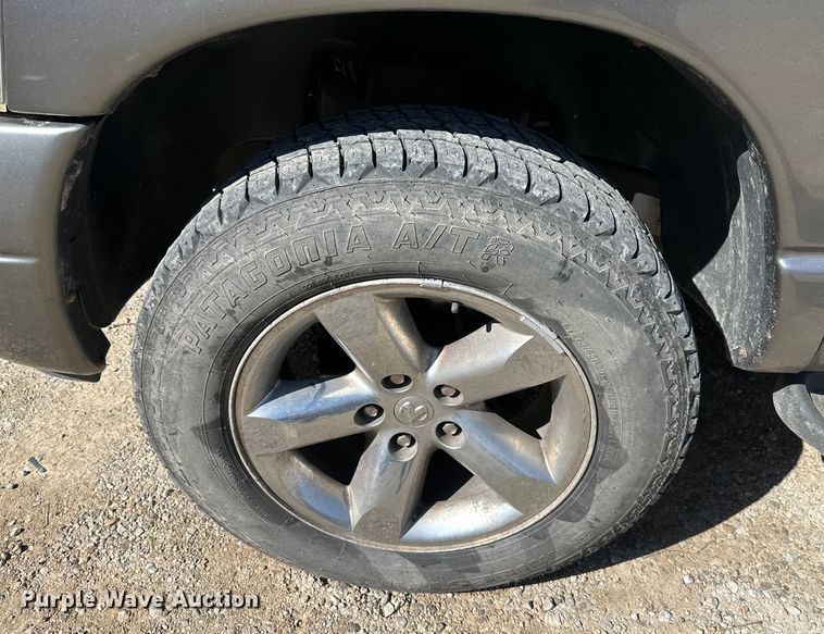 image for item DQ6412 2007 Dodge  Ram 1500 Quad Cab pickup truck