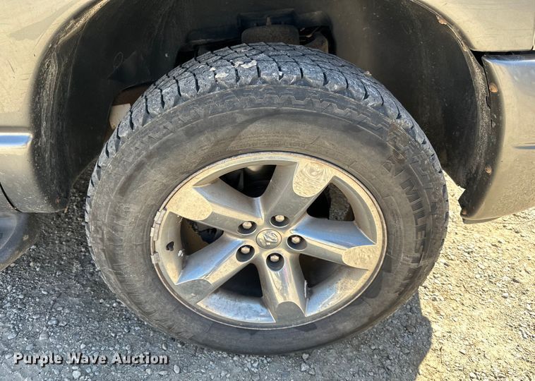 image for item DQ6412 2007 Dodge  Ram 1500 Quad Cab pickup truck