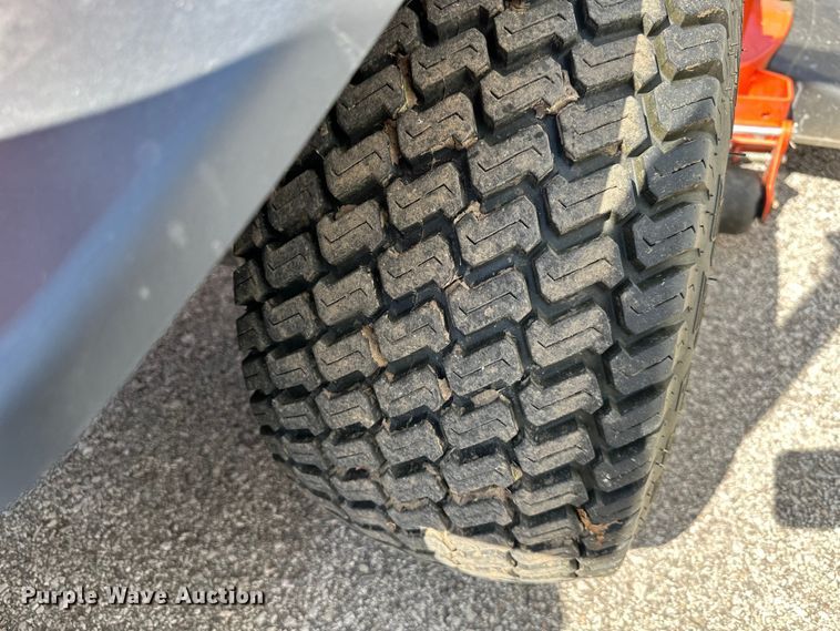 image for item DQ6456 Kubota F2690 lawn mower