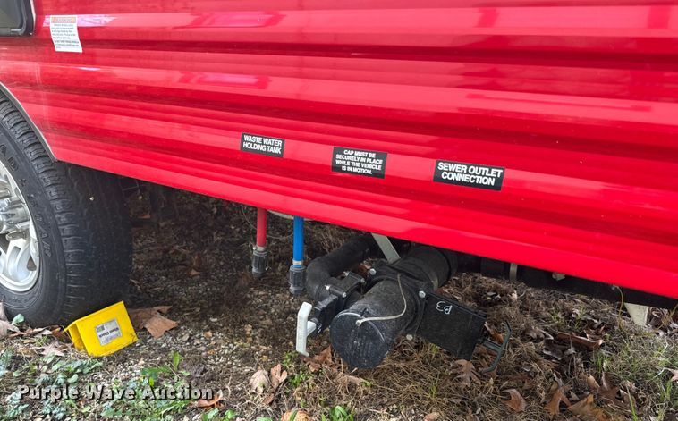 image for item DQ6757 2021 Sunset Park Sunlite Classic camper